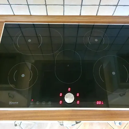 Schnelle Verbindung Nach Frankfurt, Messe Und Flughafen *